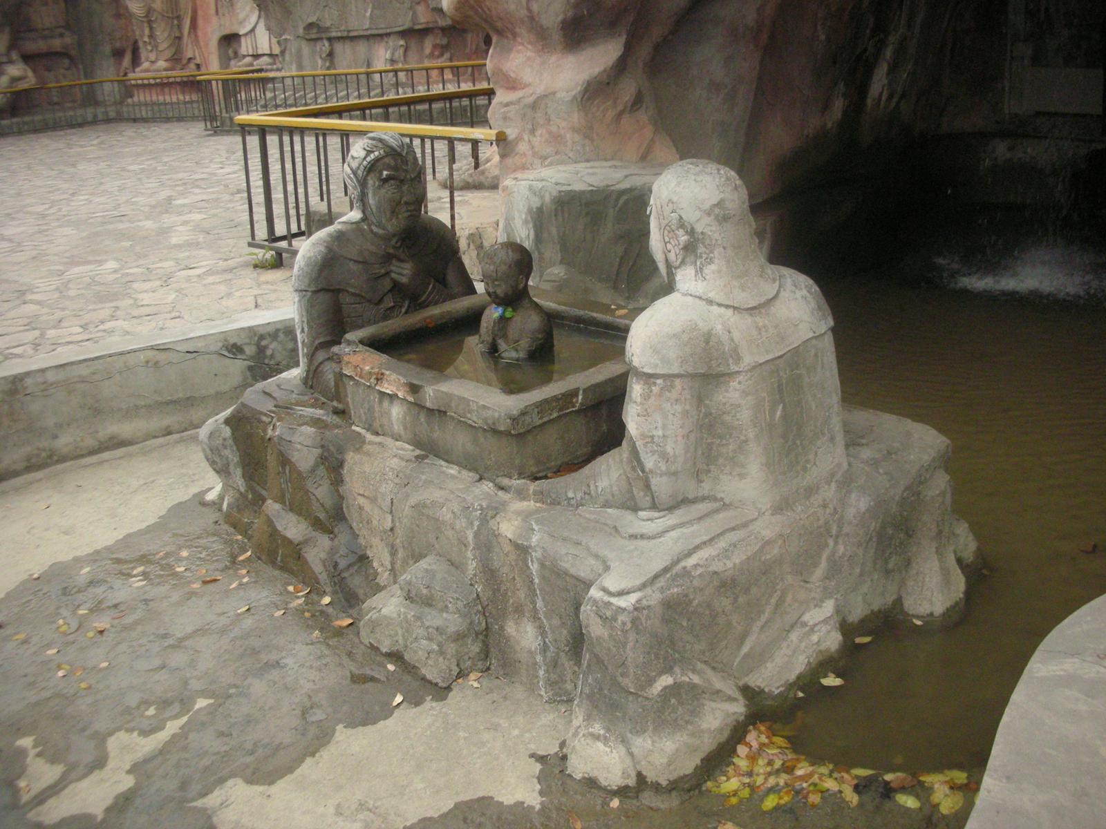 2000年ほど前は錫(スズ)の産地だったが、今は錫がない無錫(その2..無錫を代表する観光地である太湖)